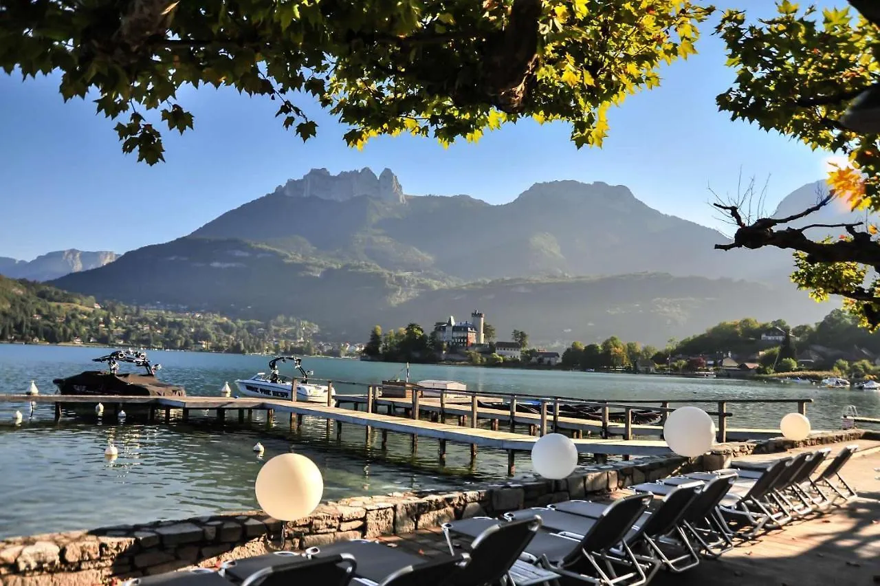 La Carte Postale Apartment Duingt 0*,